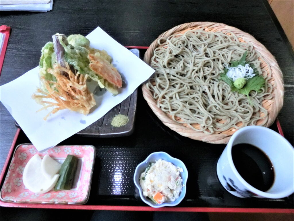 麦香素 は店主の蕎麦愛に満ち溢れたお店 ふかやさいの天ぷらと蕎麦を味わう Vegetable Theme Park Fukaya 深谷市