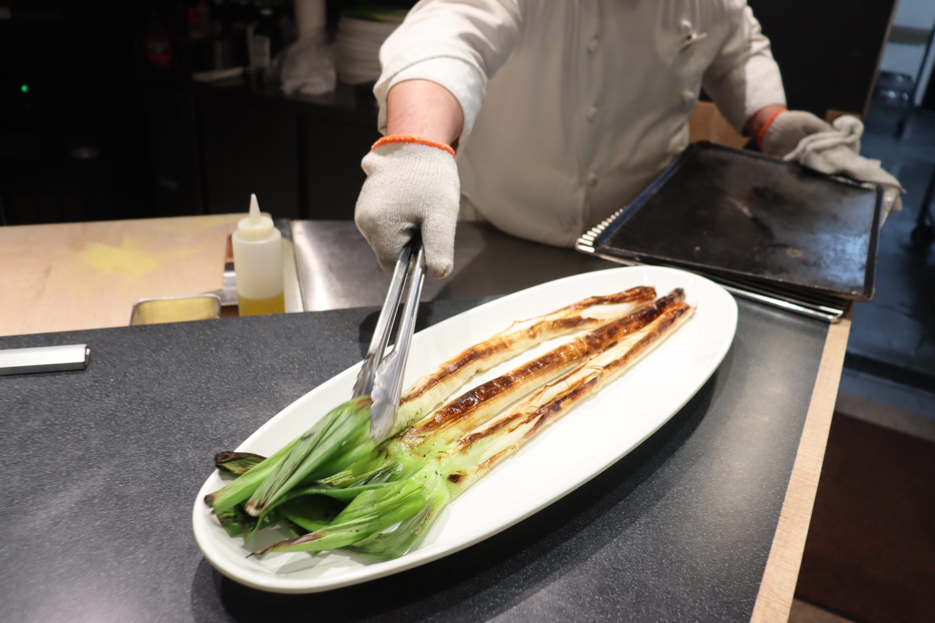 焼き釜で丁寧に、丁寧に焼かれた、極の深谷カルソッツ（NOLA  深谷のめぐみ食堂）